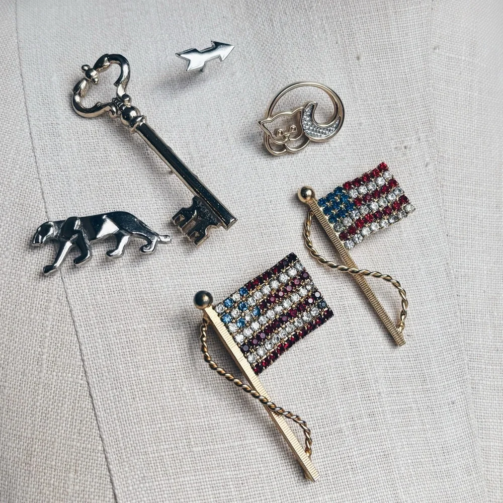 8pc Vintage Brooch & Pin Lot - Avon, Penn State, Western Button Cover